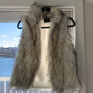 Fur vest